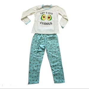 Let's Avocuddle pajama set kids size 7 (130)